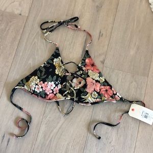 Billabong women’s swimsuit top